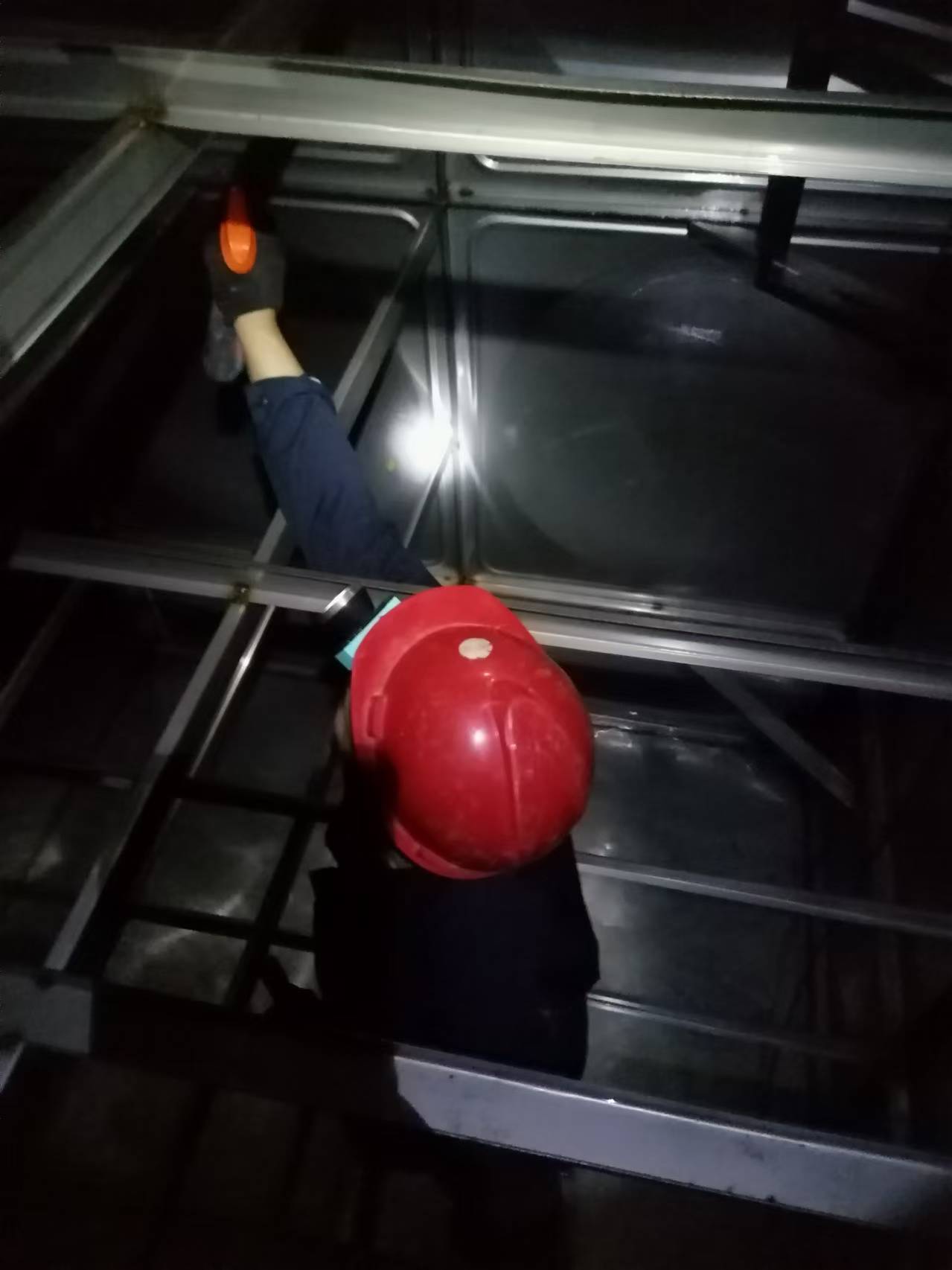 杭州上城区清洗水箱(图1)