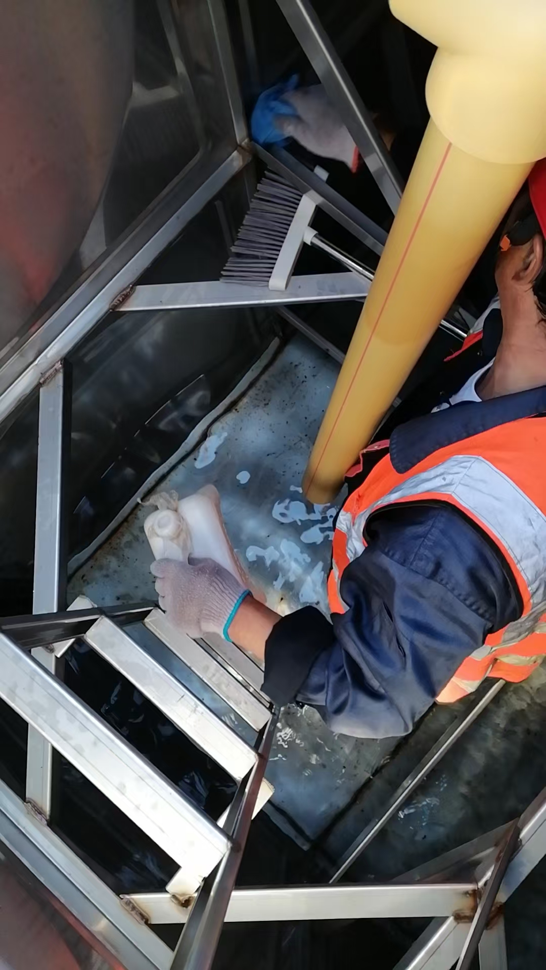 临浦清洗水箱公司(图1)