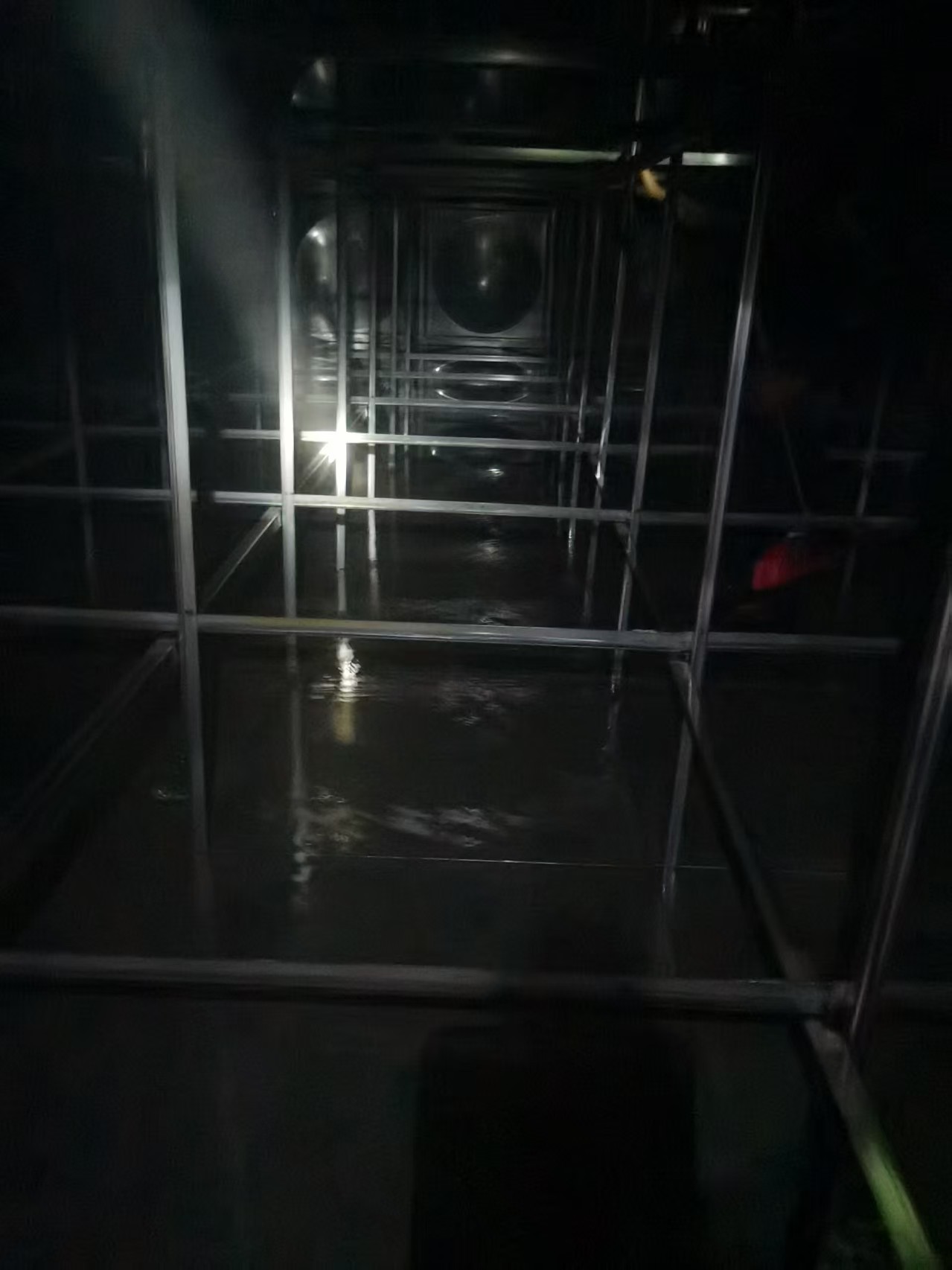 义乌学校水箱清洗 义乌酒店清洗水箱 义乌水箱清洗公司(图2)